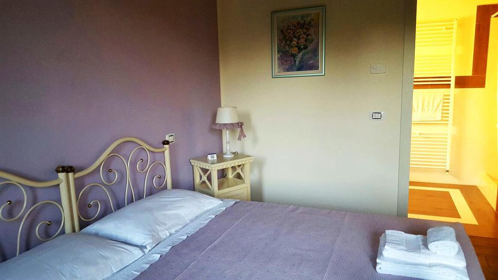 ليغناغو B&B "Corte San Tomaso" الغرفة الصورة