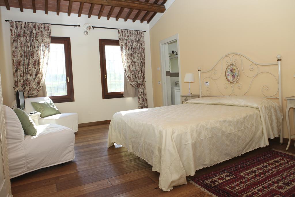 ليغناغو B&B "Corte San Tomaso" الغرفة الصورة